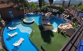 Complejo Los Cipreses